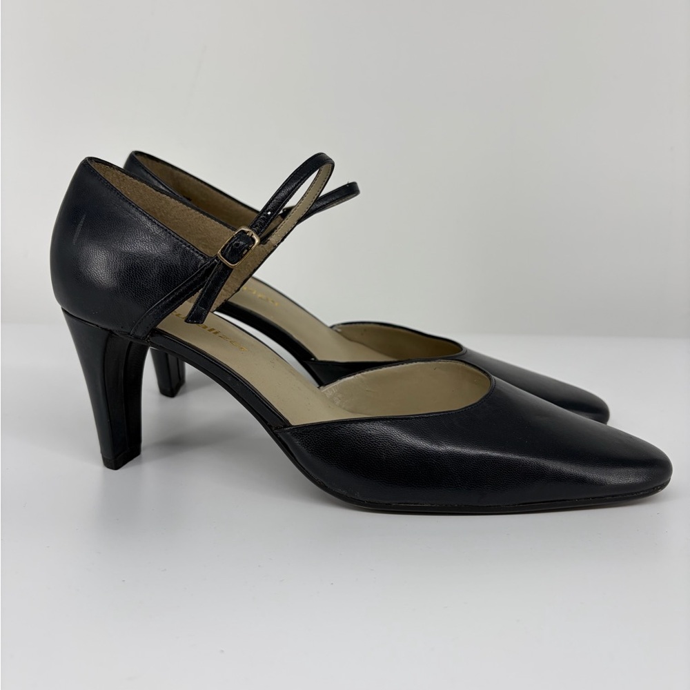 Naturalizer Mary Jane Pumps Navy Blue 9W Leather Strap Buckle 3” Heel Timeless